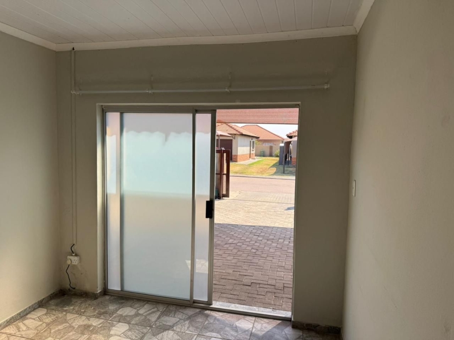 4 Bedroom Property for Sale in Hexrivier Lifestyle Estate North West